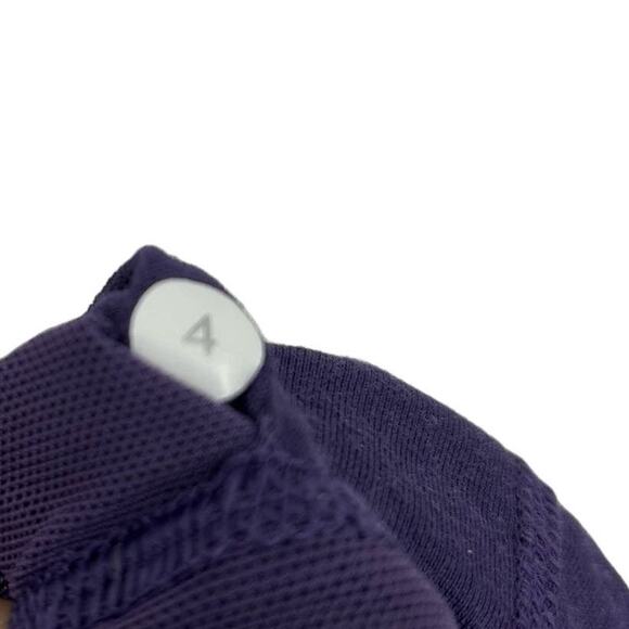 Lululemon Chaturanga Tank in Heathered Concord Grape Size 4 - Picture 5 of 8